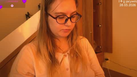 Snapshot of jacywinslat chatting on 05.28.26 jacywinslat online show from 05.28.26