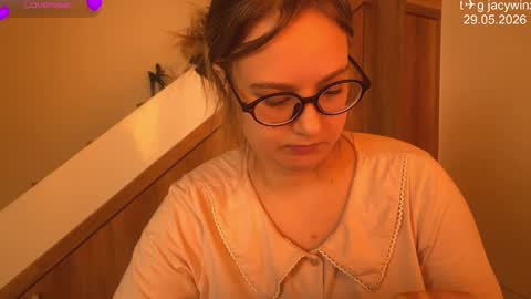 Snapshot of jacywinslat chatting on 05.29.26 jacywinslat online show from 05.29.26