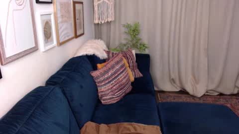 Jade online show from 01.21.25