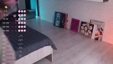 Snapshot of jade__swift chatting on 09.23.25 Jade online show from 09.23.25