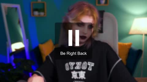 Snapshot of jade_castle chatting on 02.04.25 jade_castle online show from 02.04.25