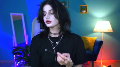 Snapshot of jade_castle chatting on 10.10.25 jade_castle online show from 10.10.25