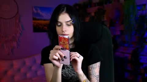 Snapshot of jade_castle chatting on 04.27.26 jade_castle online show from 04.27.26