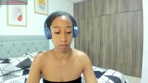 Jade smile online show from 12.04.25