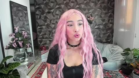 Jade  independent model online show from 12.04.24