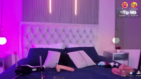 Snapshot of jade_scarllet chatting on 07.19.26 karlla scarlet online show from 07.19.26