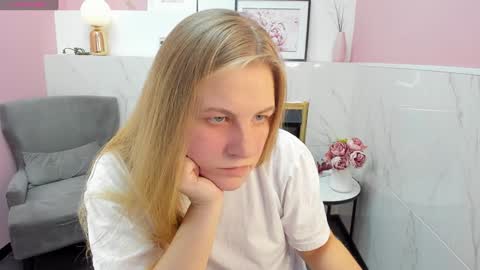 Jade online show from 12.04.24