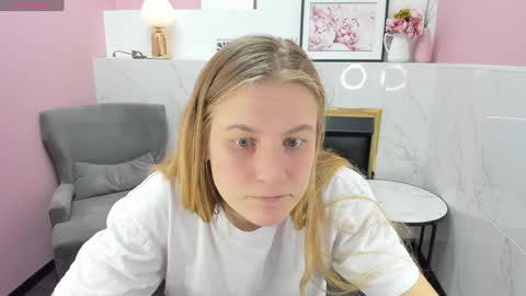 Jade online show from 12.22.24