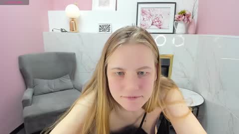 Jade online show from 12.22.24