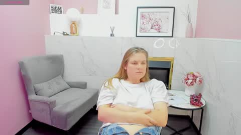 Jade online show from 02.02.25