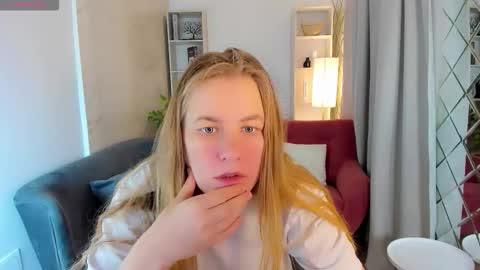 Jade online show from 09.12.25