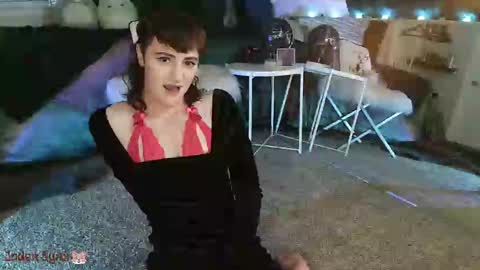 Snapshot of jadedfemboy chatting on 12.18.24 Jaden Lynx online show from 12.18.24