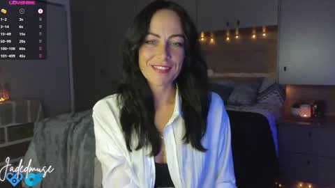 Snapshot of jadedmuse chatting on 05.02.26 Jade online show from 05.02.26