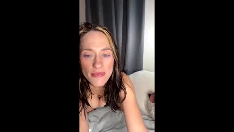 Snapshot of jadeee__ivy chatting on 03.25.26 sexyeyes neverlie online show from 03.25.26