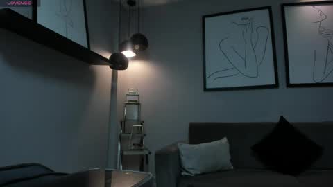 JADE EVANS online show from 04.01.26