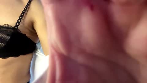 Jade online show from 11.11.25