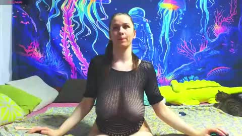 Snapshot of jadelin_min chatting on 05.12.26 Jadelin Min online show from 05.12.26