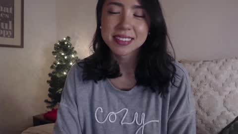 Jade Love online show from 12.20.24