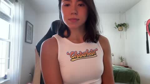 Jade Love online show from 01.29.25