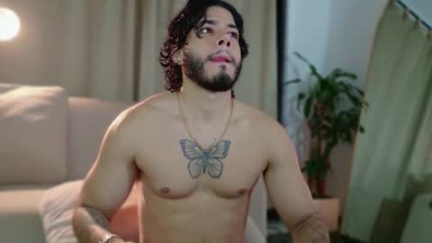 Snapshot of jadenfeynman chatting on 12.20.25 Jaden Feynman online show from 12.20.25