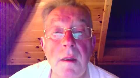 Snapshot of jahanc01 chatting on 09.09.25 Malko online show from 09.09.25