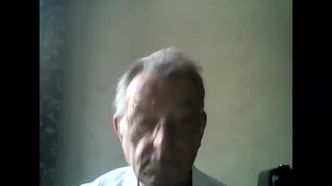 Snapshot of jahanc01 chatting on 10.04.25 Malko online show from 10.04.25
