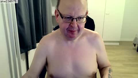 Jake2309 online show from 04.13.26