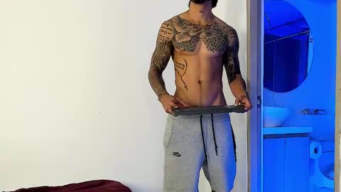 Santiago online show from 02.17.25