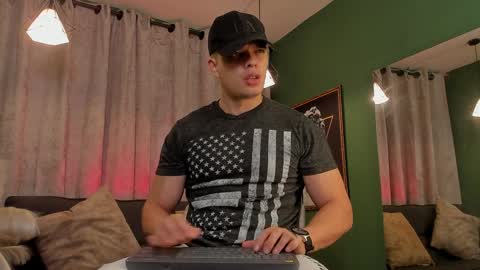 Jake Tyler online show from 04.10.26