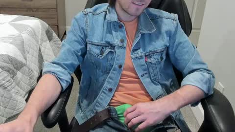 Snapshot of jakesnake442 chatting on 02.19.25 jakesnake442 online show from 02.19.25