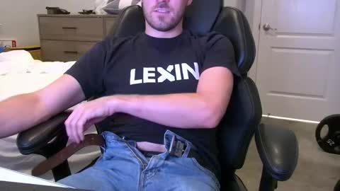 Snapshot of jakesnake442 chatting on 09.16.25 jakesnake442 online show from 09.16.25