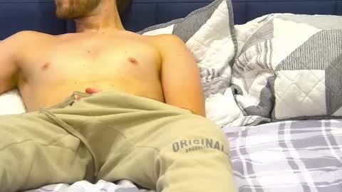 Snapshot of jakesnake442 chatting on 09.24.25 jakesnake442 online show from 09.24.25