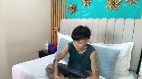 Snapshot of jakob_smith chatting on 08.04.26 J A C O B online show from 08.04.26