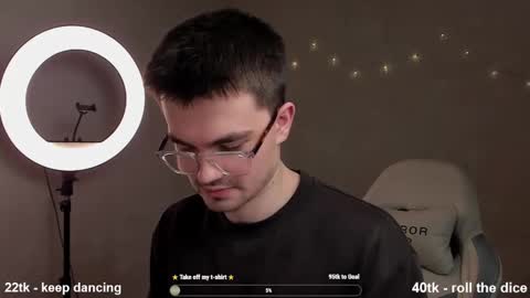 Snapshot of jame_flow chatting on 03.01.25 Hey there Im Jame online show from 03.01.25