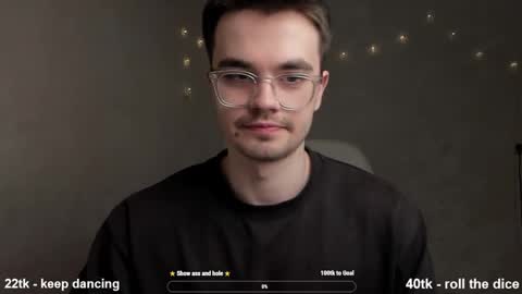 Snapshot of jame_flow chatting on 03.01.25 Hey there Im Jame online show from 03.01.25