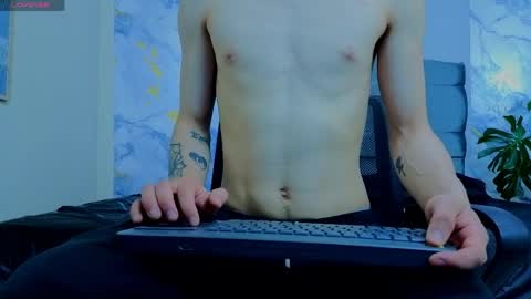 james_adamss_ online show from 04.09.26