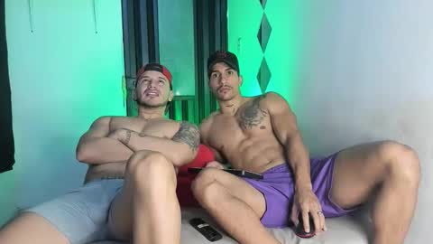 james_and_max online show from 04.06.26