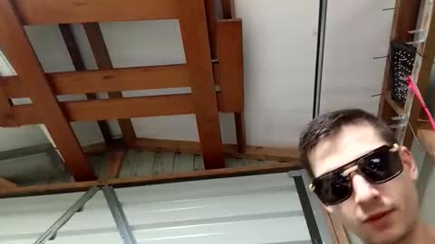 Youngfun  Hung online show from 09.08.25