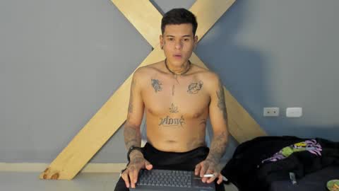 Jamesinked  online show from 12.10.24