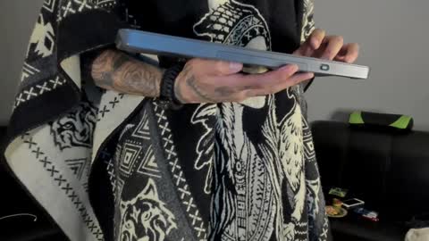 Jamesinked  online show from 12.20.24