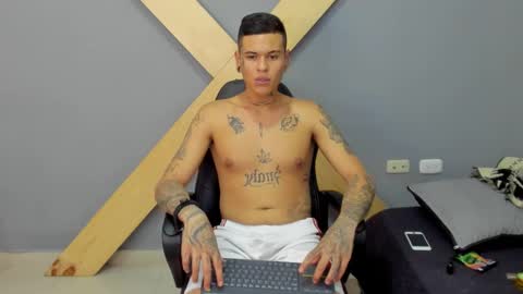 Jamesinked  online show from 12.26.24
