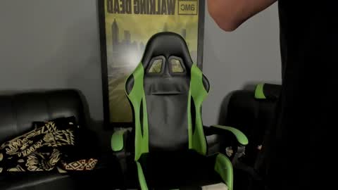 Jamesinked  online show from 01.10.25