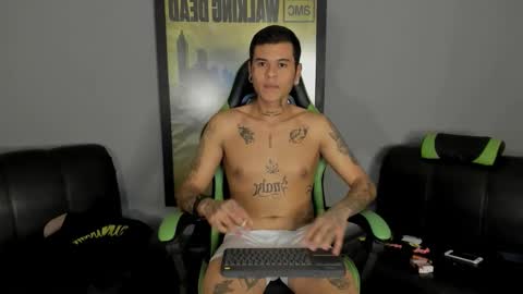 Jamesinked  online show from 02.15.25
