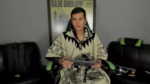 Jamesinked  online show from 02.20.25