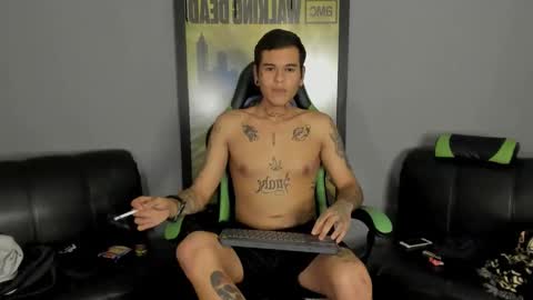 Jamesinked  online show from 03.05.25