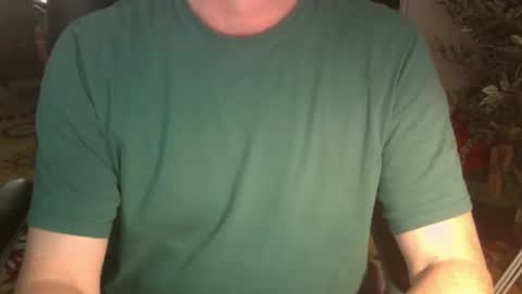 Snapshot of jamesray722 chatting on 11.18.25 jamesray722 online show from 11.18.25