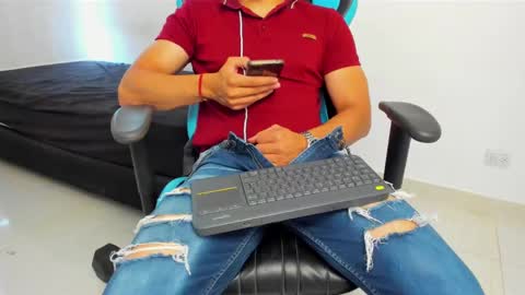 Jamess hott online show from 01.29.25