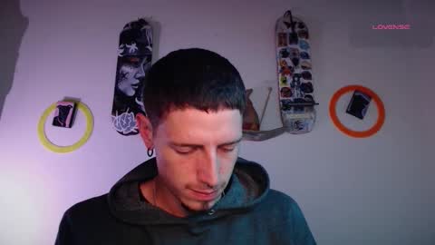 jamesss____ online show from 11.04.25
