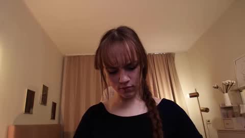 Snapshot of jamie_chung chatting on 02.10.26 jamie_chung online show from 02.10.26