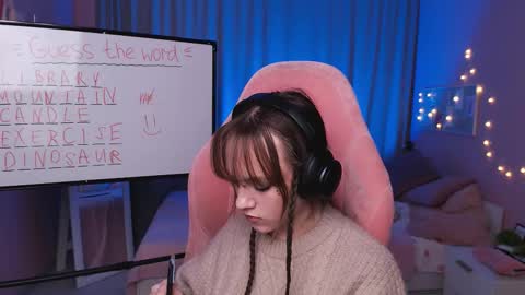 Snapshot of jamie_chung chatting on 02.20.26 jamie_chung online show from 02.20.26